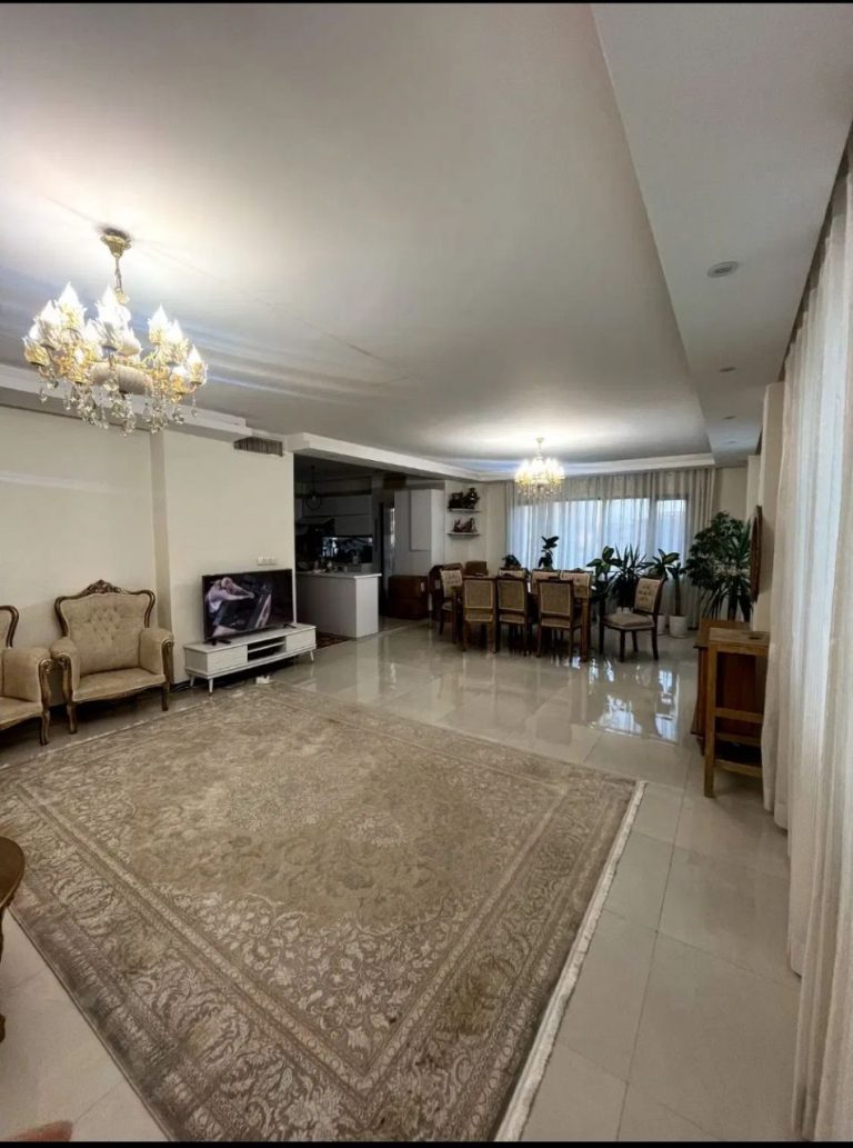 مشاورین املاک ملک یاب بومهن